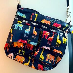 Lesportsac Tokidoki Sling bag - animals - baby - Navy